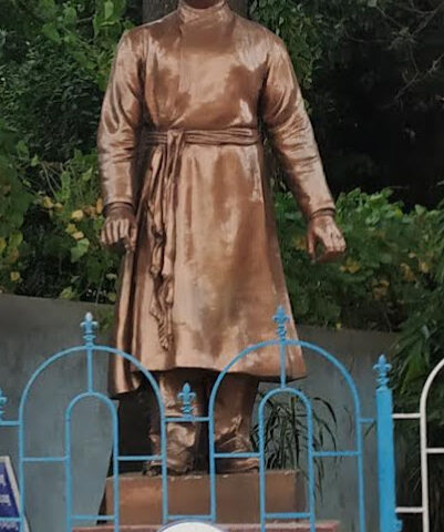 Swami Vivekanand statue at belur math kolkatta