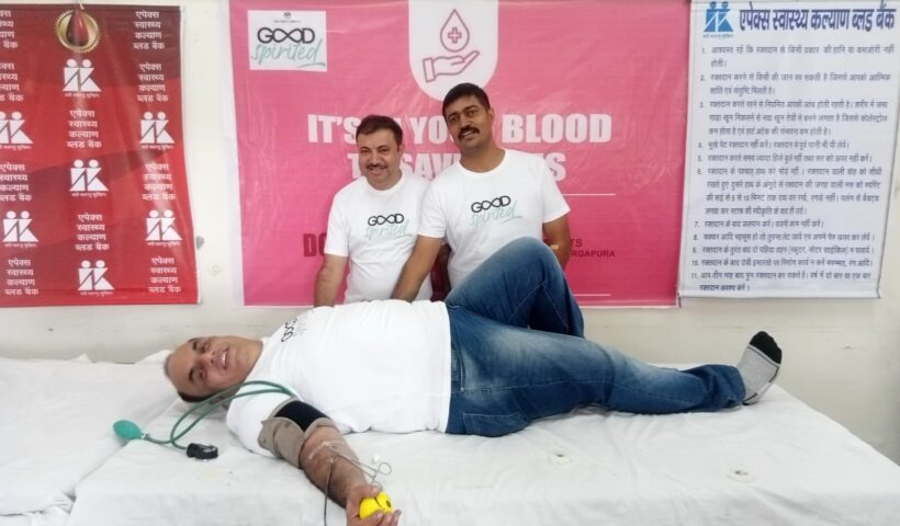 रक्तदान शिविर में 48 यूनिट रक्त एकत्र 48 units of blood collected in blood donation camp in sanghi Apartment jaipur