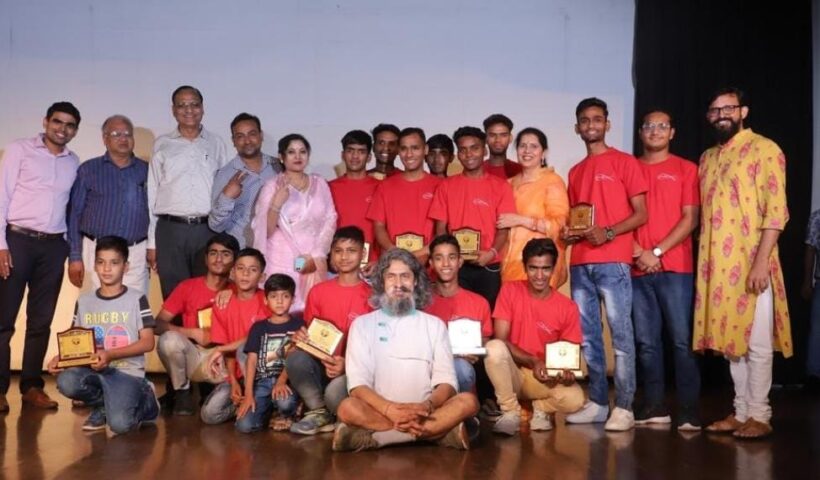 Many social workers including Yogacharya Dhakaram honored for serving the needy