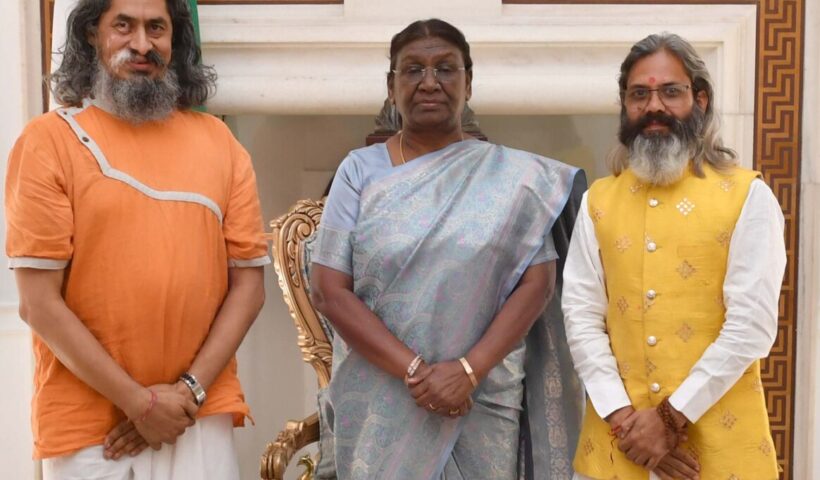 Yogacharya Dhakaram suggested central yog board to Her Excellency  President