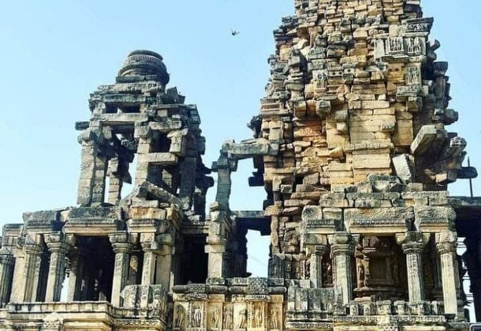 एक ऐसा मंदिर जिसे इंसानों ने नहीं बल्कि भूतों ने बनाया था भगवान शिव का प्राचीन मंदिर । A temple which was built not by humans but by ghosts Ancient temple of Lord Shiva