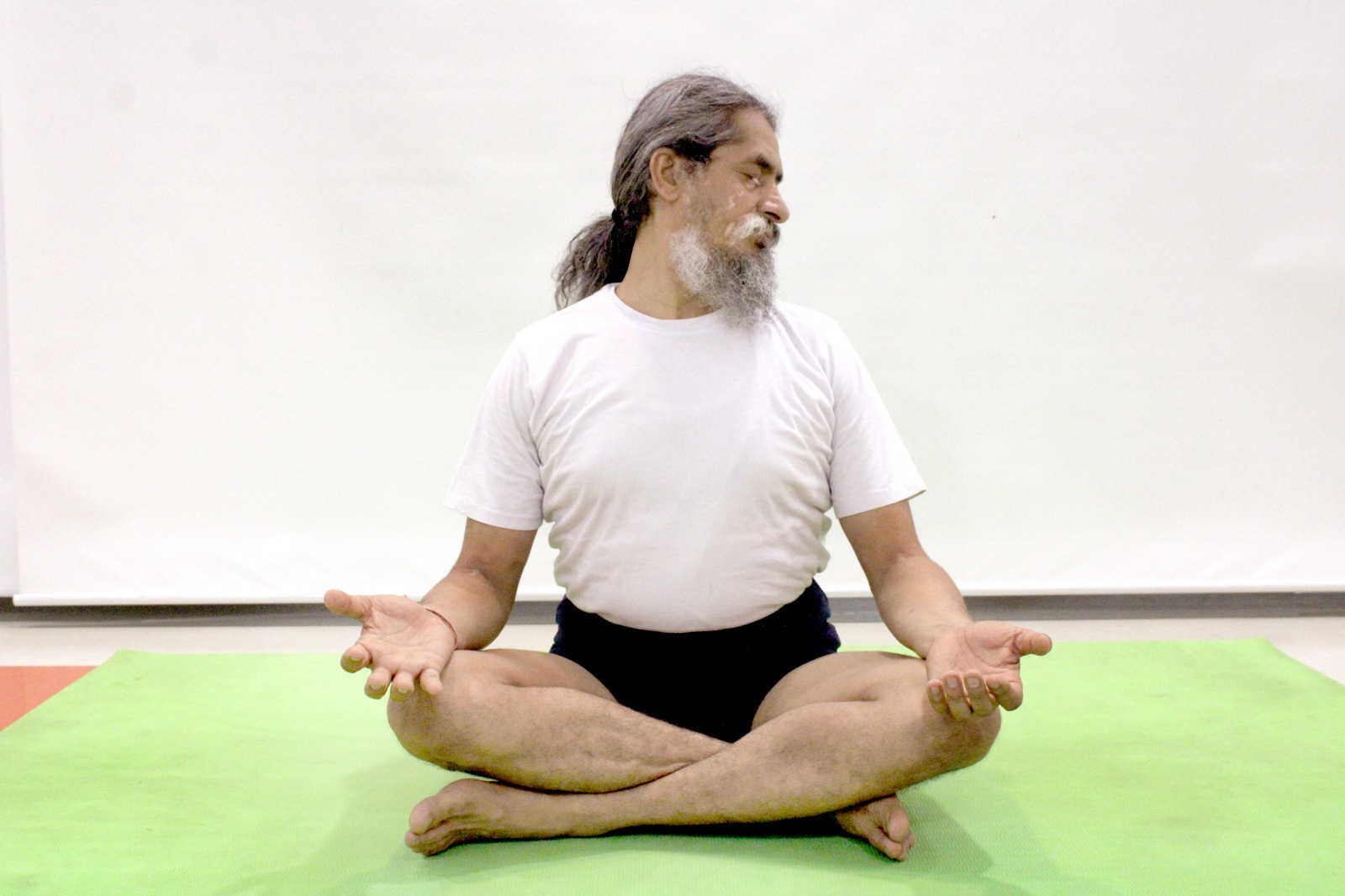 Simple way to strengthen neck muscles Yogacharya Dhakaram