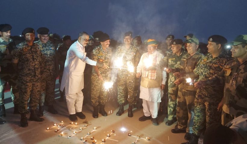 Union Law Minister Shri Arjun Ram celebrated Diwali with BSF Jawans