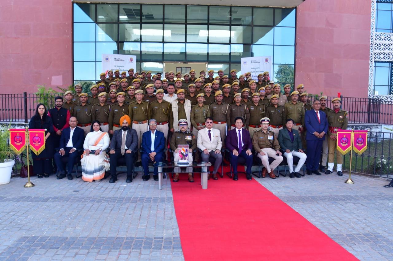 Trainee Komal and trainers Rajni Meena and Meena Verma became examples of women empowerment.