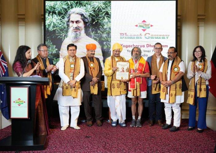 Yogacharya Dhakaram was honored with the "Bharat Gaurav Samman" in the Australian Parliament.