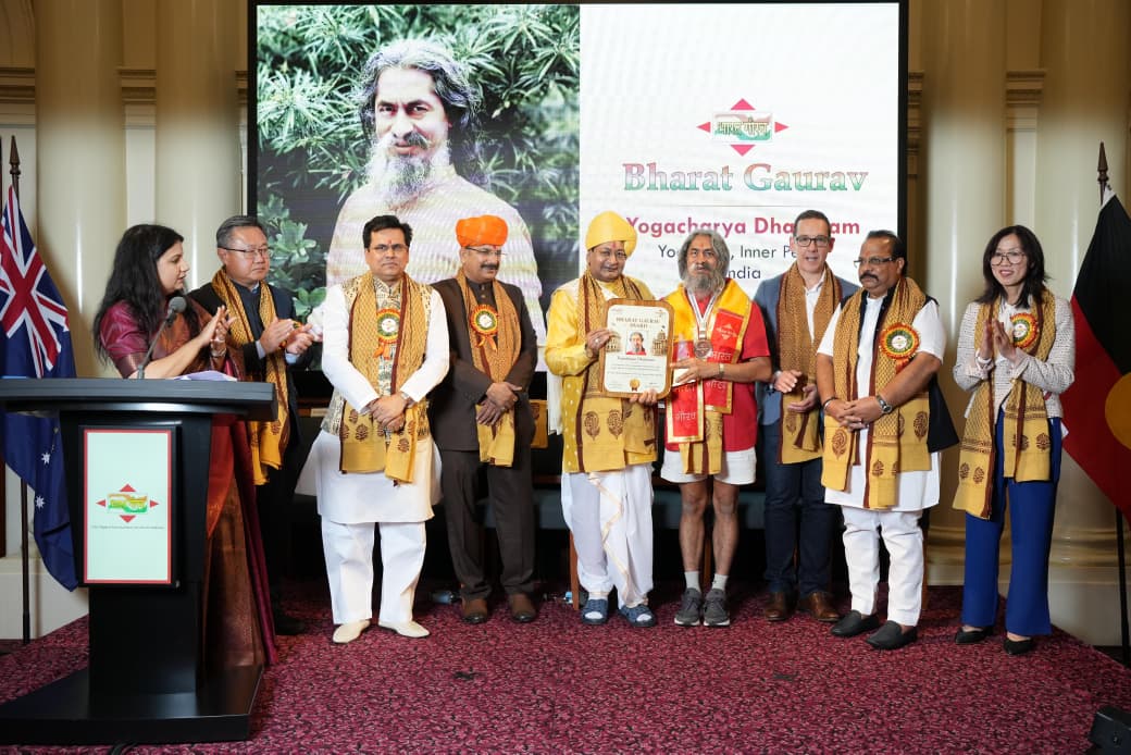 Yogacharya Dhakaram was honored with the "Bharat Gaurav Samman" in the Australian Parliament.