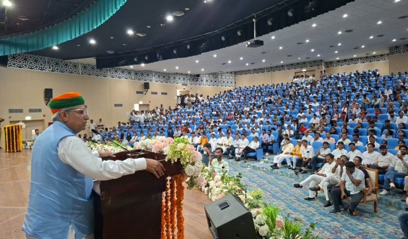 प्रतिभाशाली बच्चों को मिलेंगे आगे बढ़ने के पर्याप्त अवसर : श्री मेघवाल